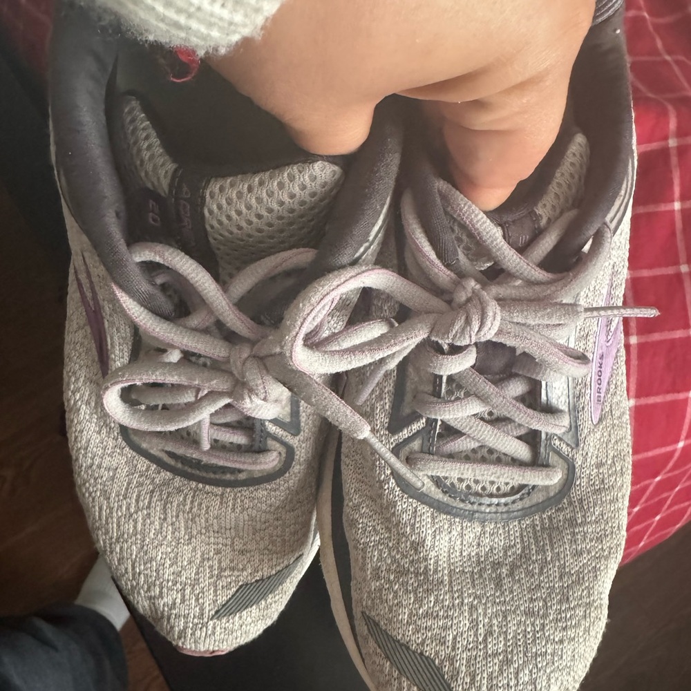 Brooks Gray Sneakers Athletic Comfort